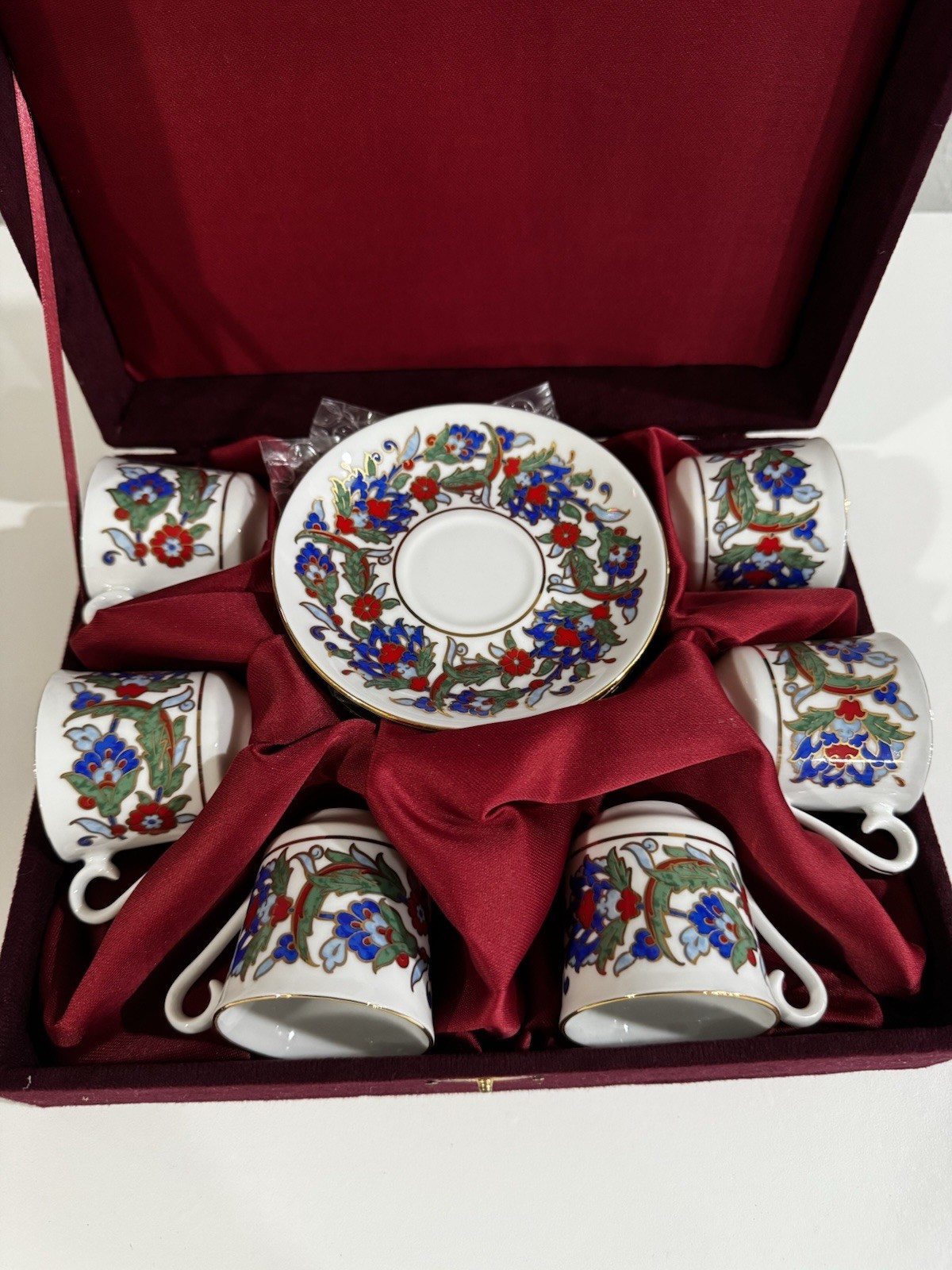Vintage 2002 Kütahya Porselen Hand Made Turkish Coffee Set - 12 Pc Flawless