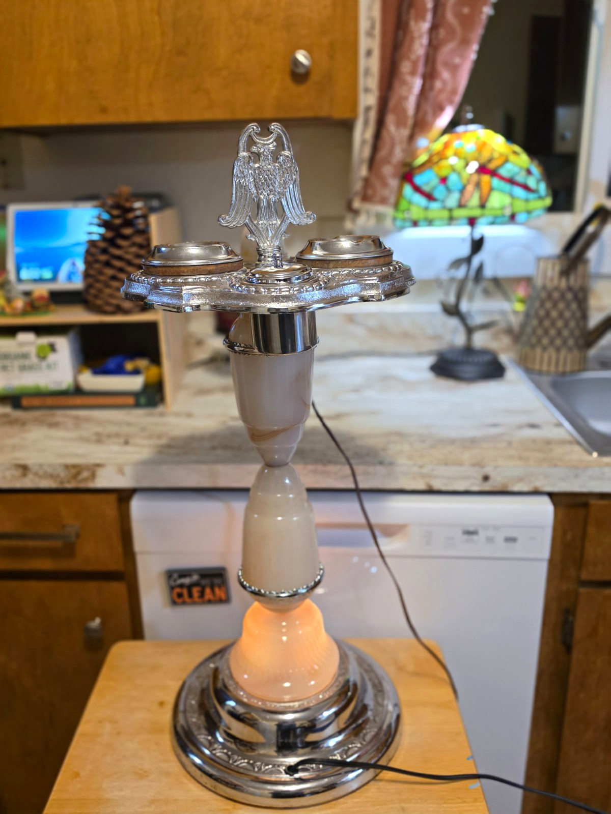 1930s Art Deco Lighted Smoking Stand/Lamp (Americana/Eagle) WORKING CONDITION