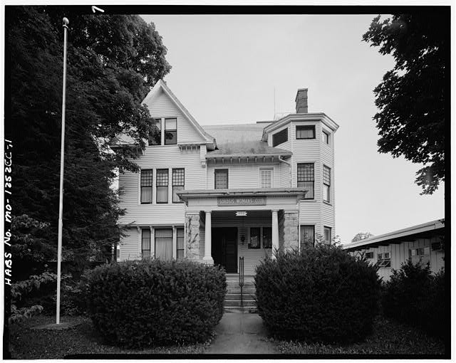 Photo:Springfield Missouri Frank R Massey House 1894 Queen Anne Victorian