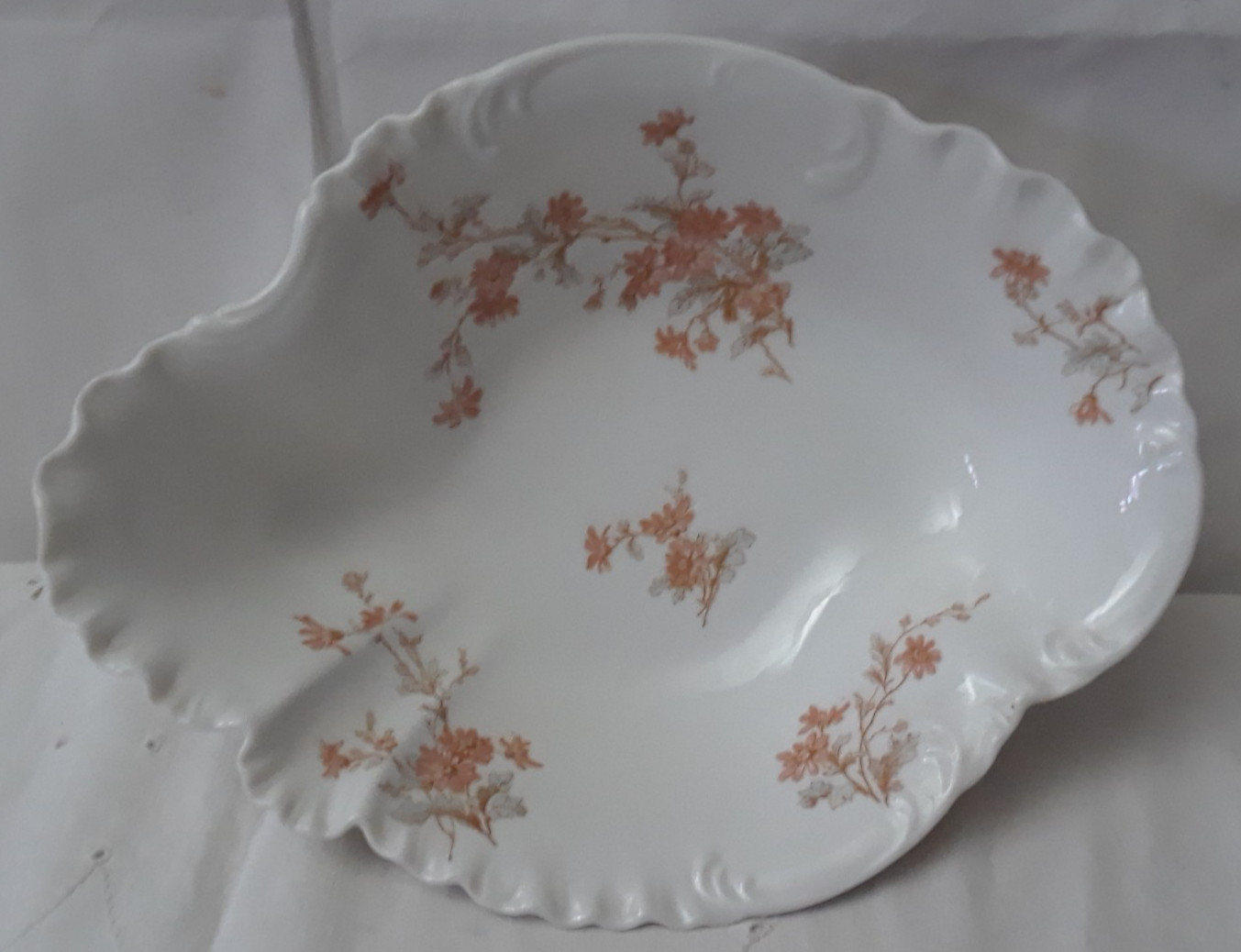 Vintage Haviland Limoges Porcelain Oval Serving Bowl France Scalloped Edge 10\