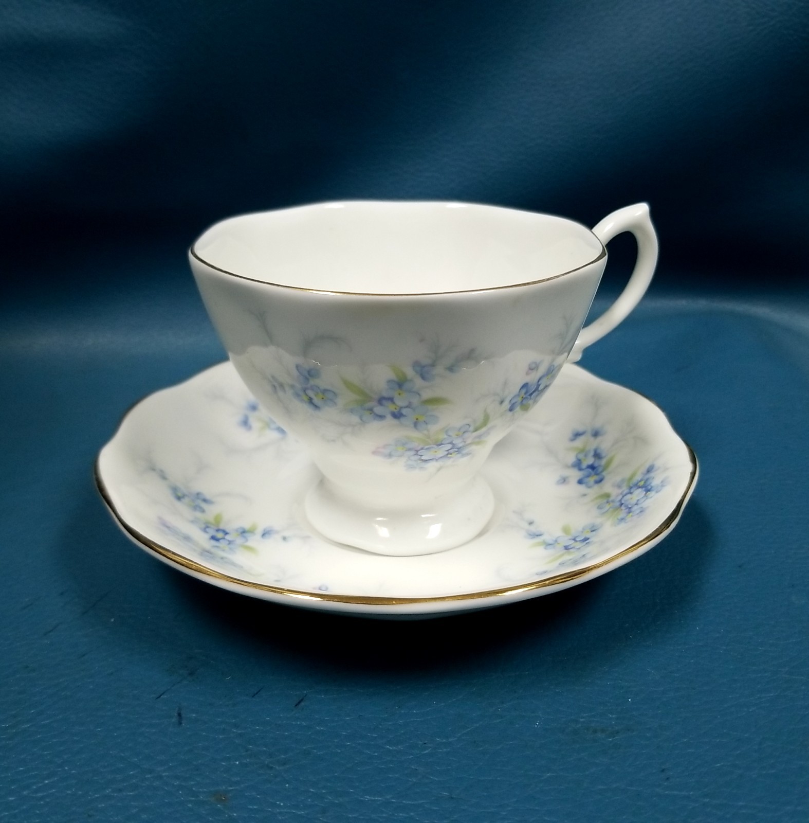 VTG Royal Kent Staffordshire England Bone China TeaCup & Saucer Forget Me Nots