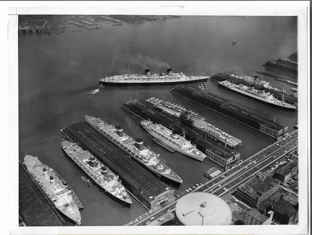SS UNITED STATES OCEAN LINER  1961 Vintage Sharp Press Photo Cruise Ship 9X7
