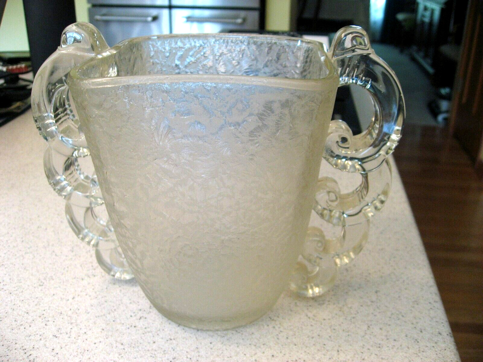 1930's Pierre D'Avesn Daum Nancy Twin Hooped Handles Square Glass Etched Vase