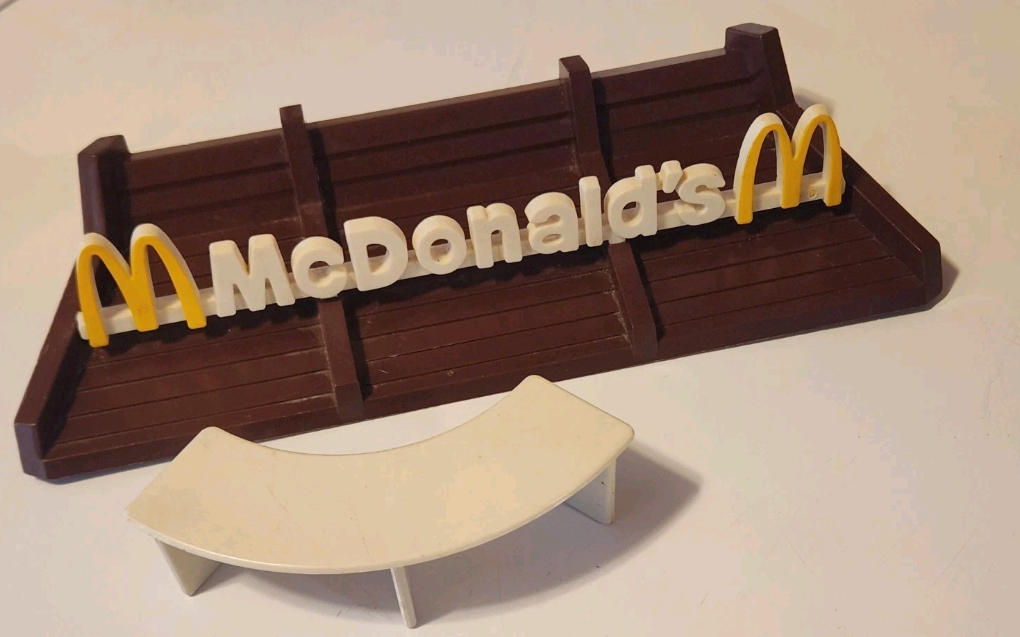 RARE Vintage 1976 McDonald\'s McDonaldland Remco Restaurant Roof Sign Table RARE Vintage 1976 McDonald\'s McDonaldland Remco Restaurant Roof Sign Table
