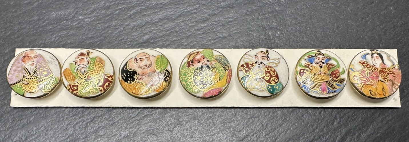 SEVEN GODS OF GOOD FORTUNE JAPANESE SATSUMA STYLE BUTTONS ON CARD N834