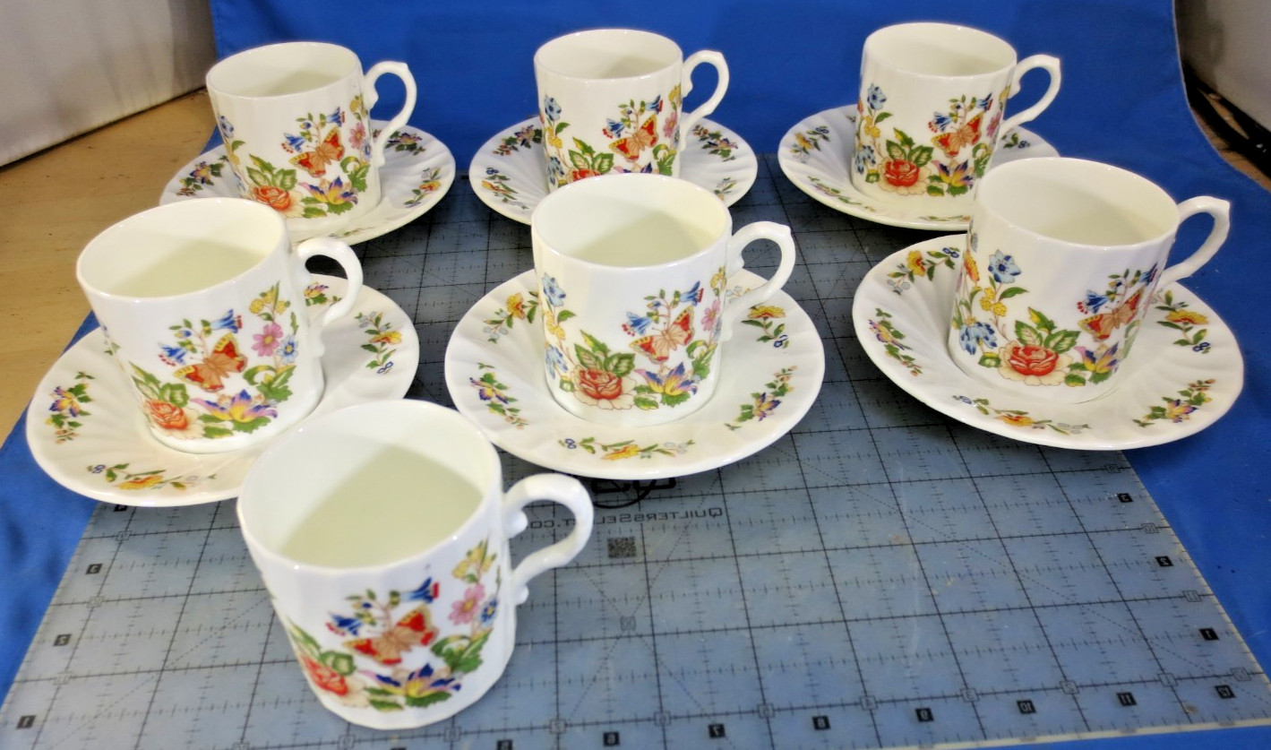 SET Vintage Aynsley Cottage Garden Demitasse 7 Cups & 6 Saucers Made in England SET Vintage Aynsley Cottage Garden Demitasse 7 Cups & 6 Saucers Made in England
