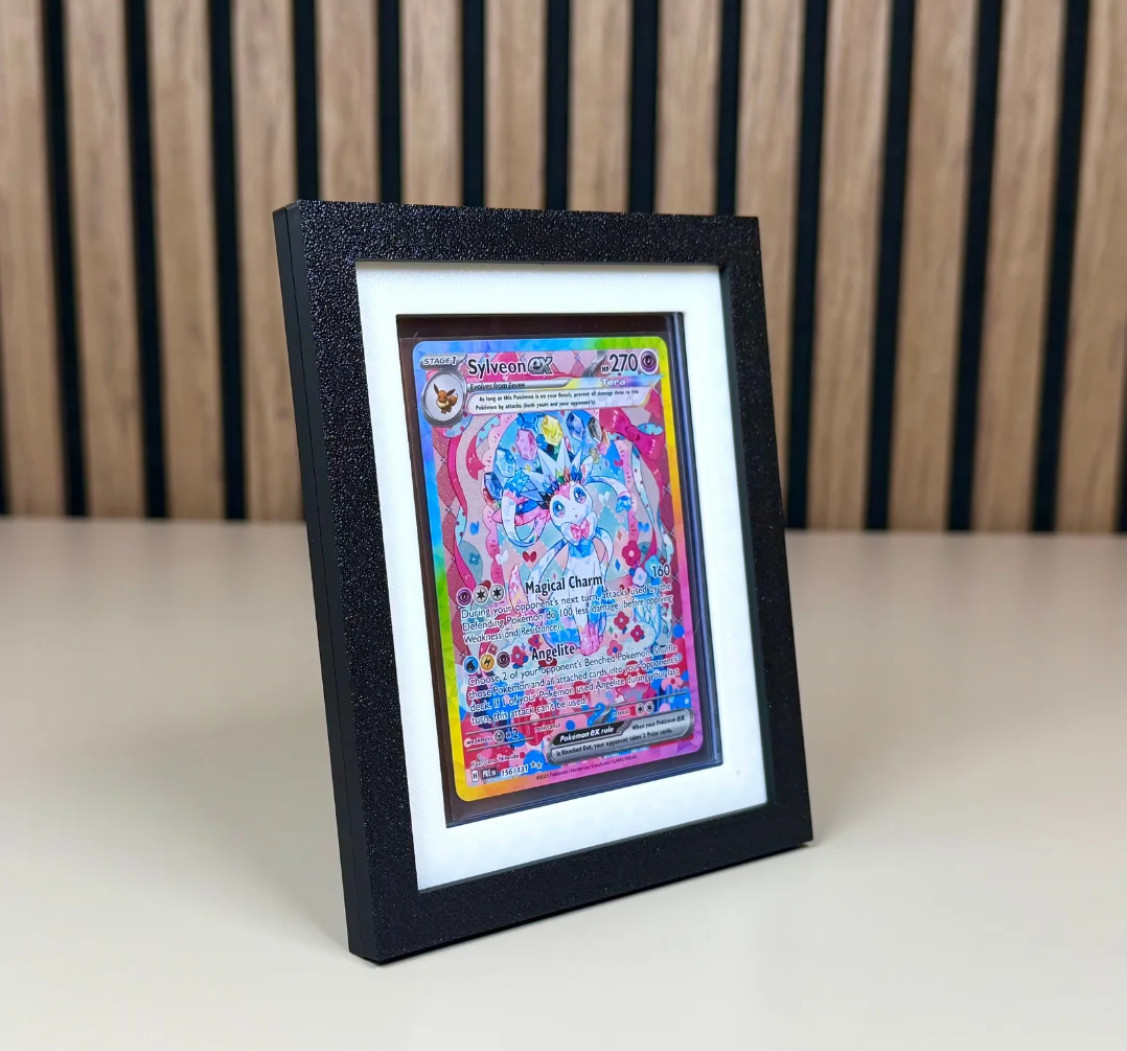 Toploader Picture Frame – Wall-Mounted & Tabletop Card Display