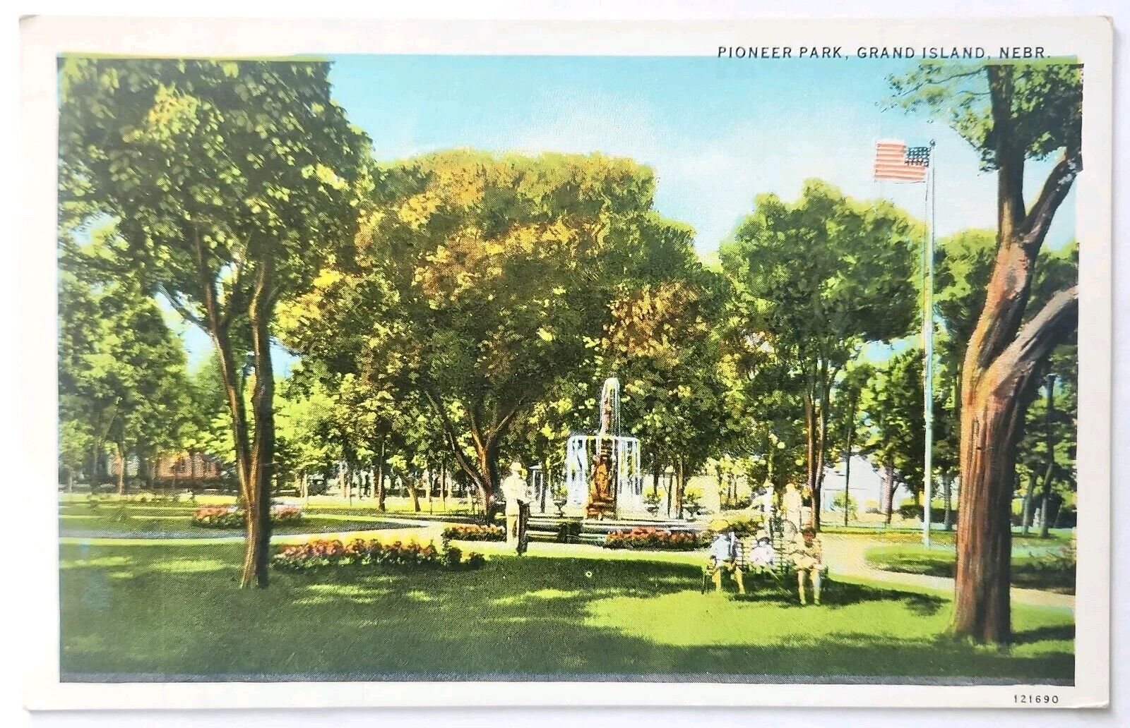 Postcard Pioneer Park Grand Island  Nebraska NE UNP Linen  Streetview People 