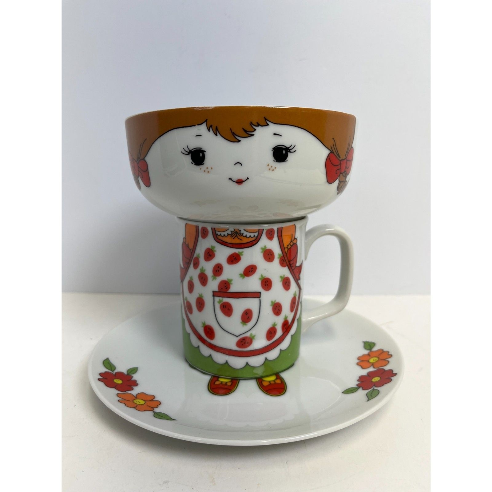 Vintage 1970s Strawberry Girl Stackable Child Dish Set Bowl Mug Plate 3 Pc Vintage 1970s Strawberry Girl Stackable Child Dish Set Bowl Mug Plate 3 Pc