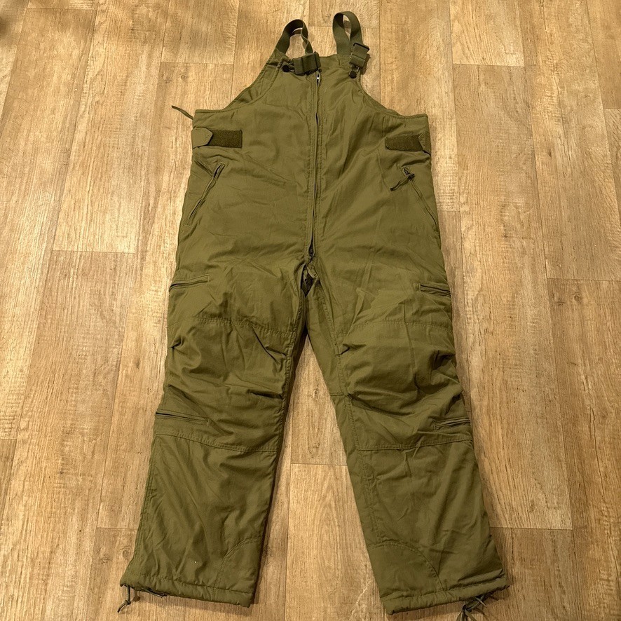 USAF Military Mounted Crewmans Overalls Mens Large L Green Insulated Aircrew USAF Military Mounted Crewmans Overalls Mens Large L Green Insulated Aircrew