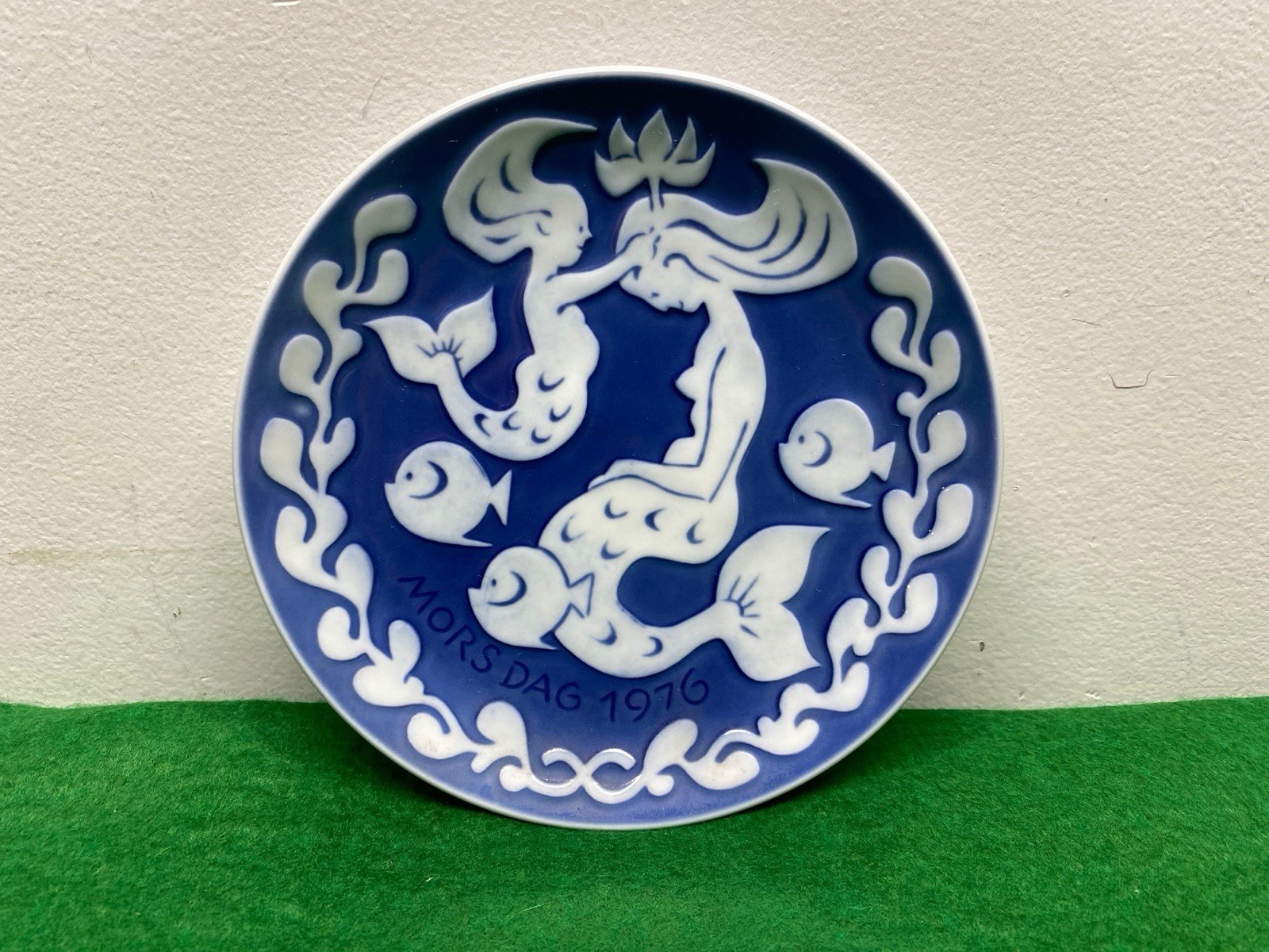 VTG 1976 Royal Copenhagen Mother\'s Day (\