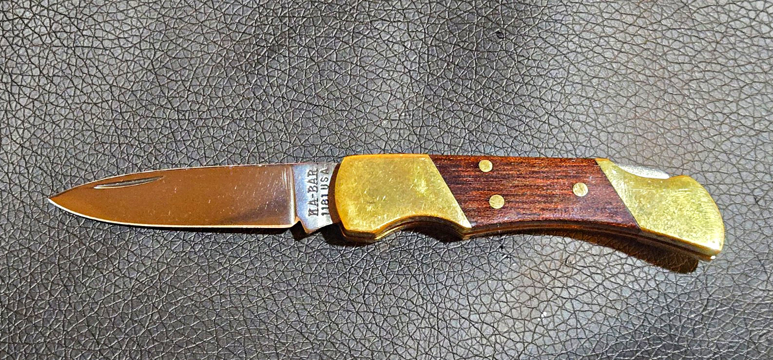 Vintage KA-BAR 1181 USA Folding Lockback Pocket Knife – Unused Condition