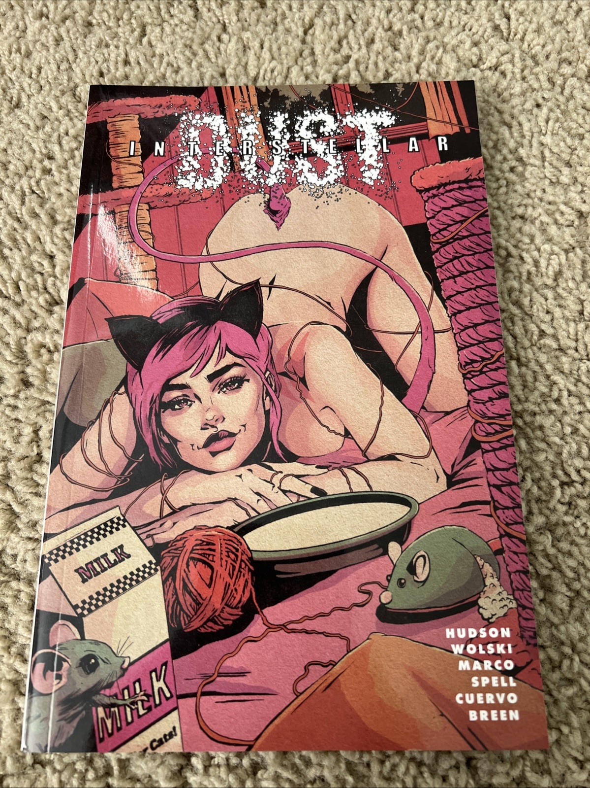 Interstellar Dust Omnibus Vol 1. Softcover. Rare. Limited Ed. Cover by Flops. Interstellar Dust Omnibus Vol 1. Softcover. Rare. Limited Ed. Cover by Flops.
