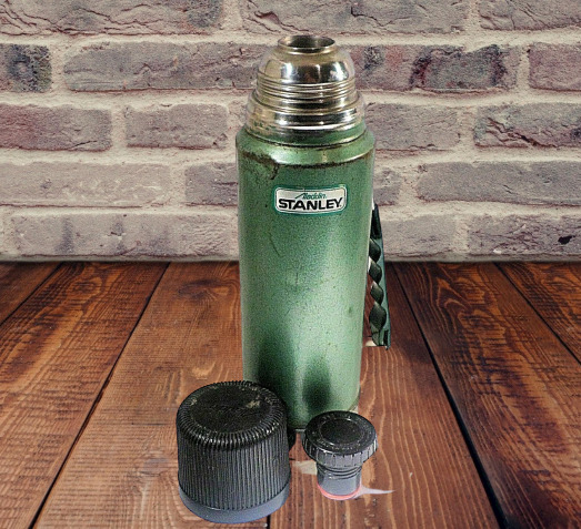 Vintage Stanley Aladdin's Rugged American Thermos Classic Vacuum 1 Qt Made USA
