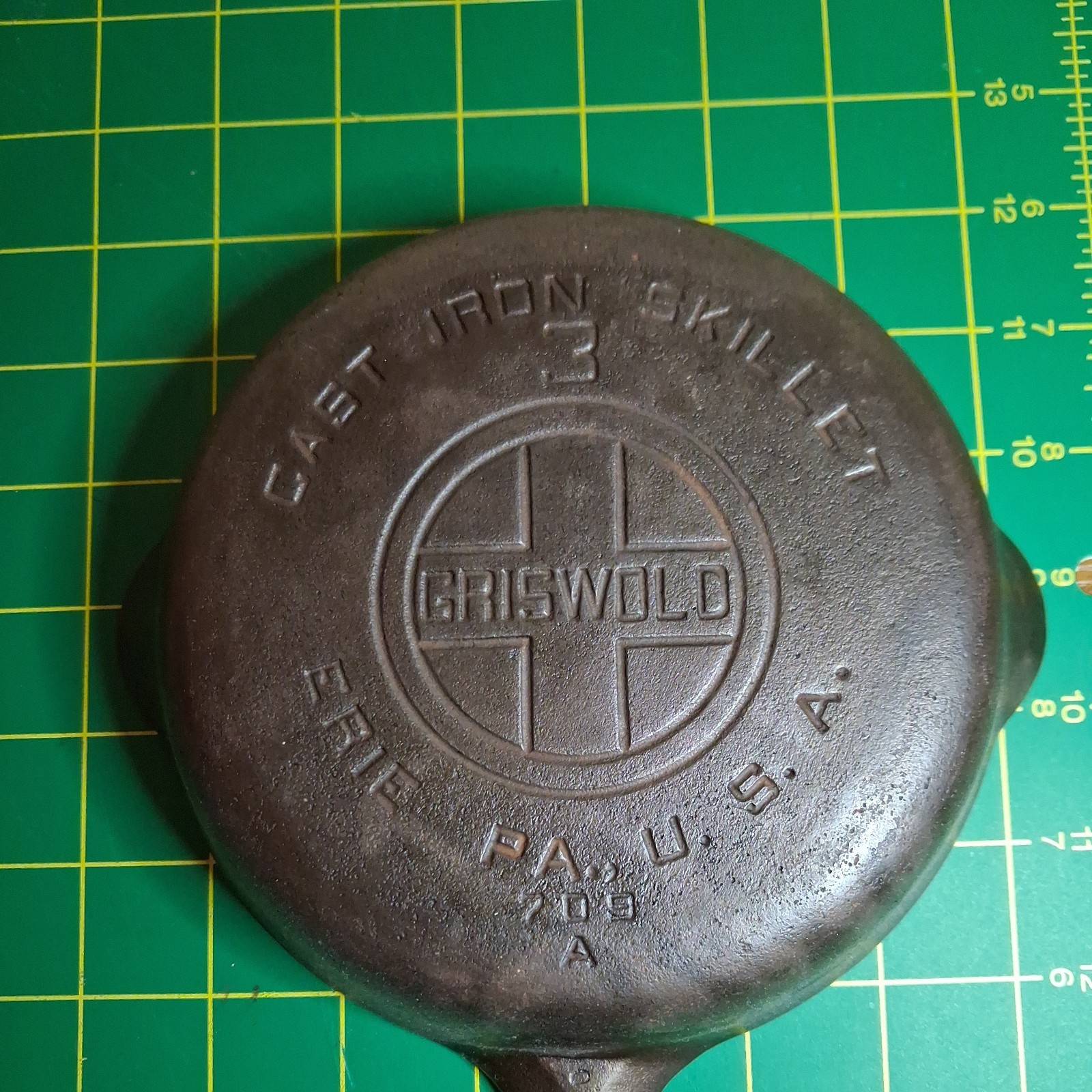 Griswold ERIE PA Cast Iron Skillet No. 3 A Frying Pan Cast Iron Cookware Griswold ERIE PA Cast Iron Skillet No. 3 A Frying Pan Cast Iron Cookware