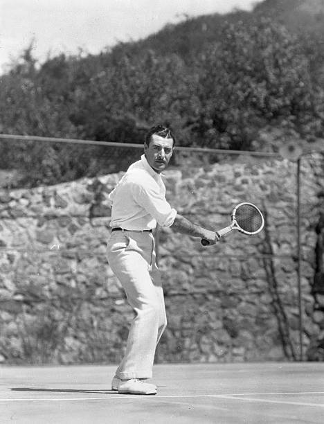 American silent star John Gilbert readies tennis 1930 OLD PHOTO