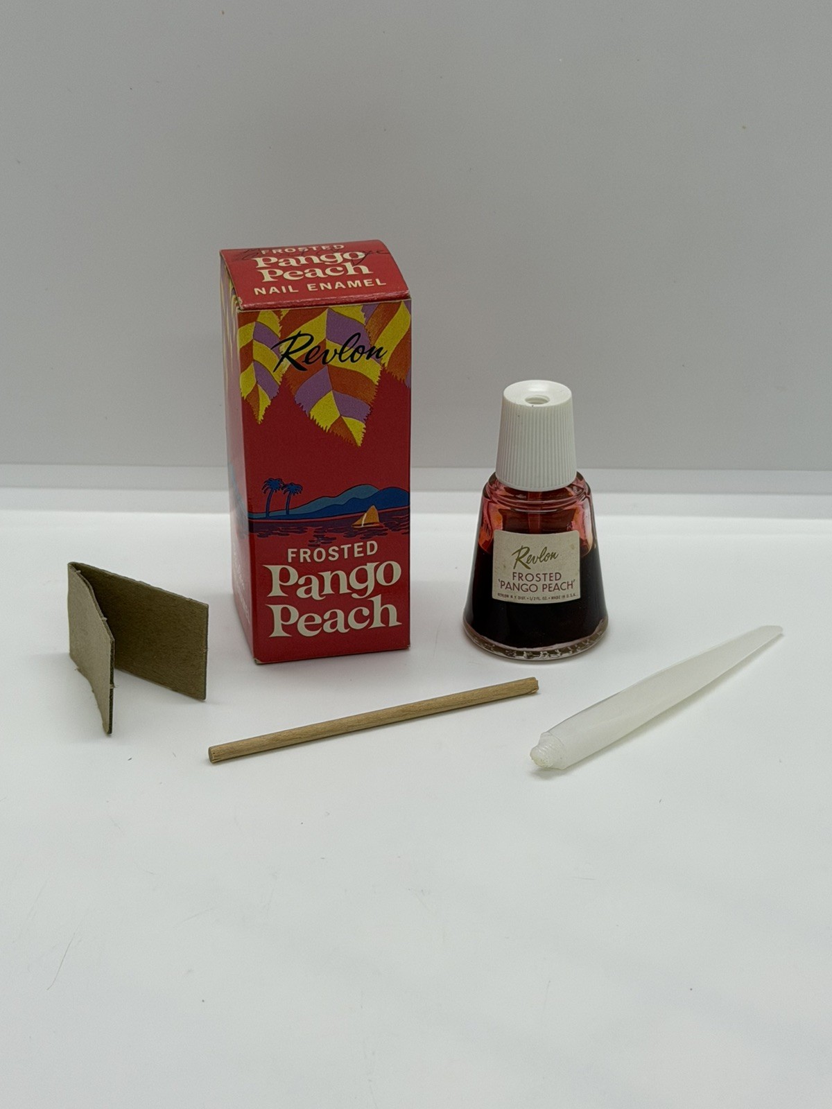 Vintage Revlon Frosted Pango Peach Nail Polish 1/2 Oz Bottle Box Inserts 1950s Vintage Revlon Frosted Pango Peach Nail Polish 1/2 Oz Bottle Box Inserts 1950s