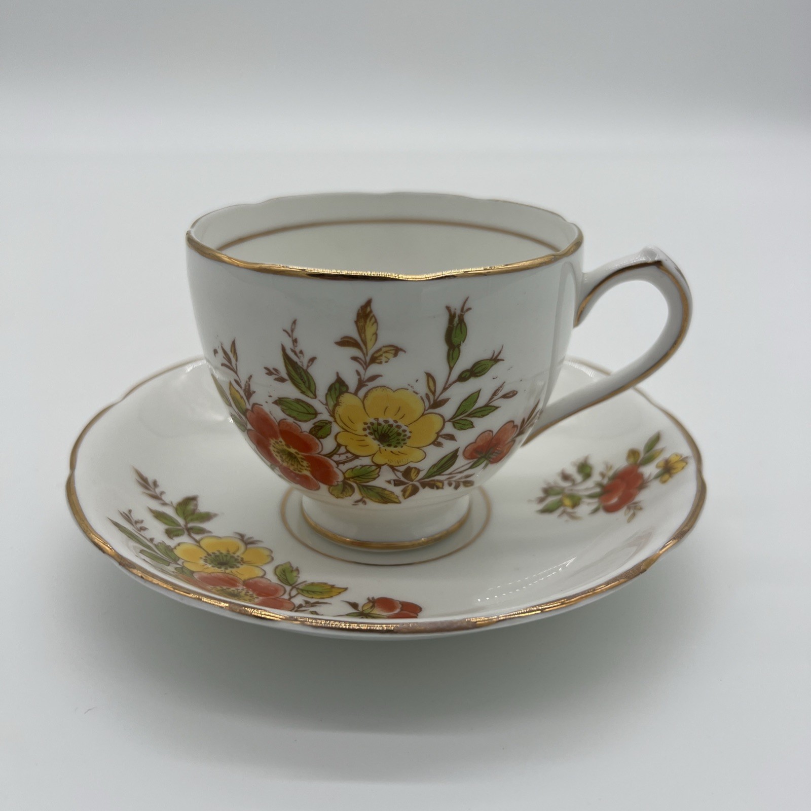 Duchess Fine Bone China Tea Cup Saucer Floral Pattern, Made in England