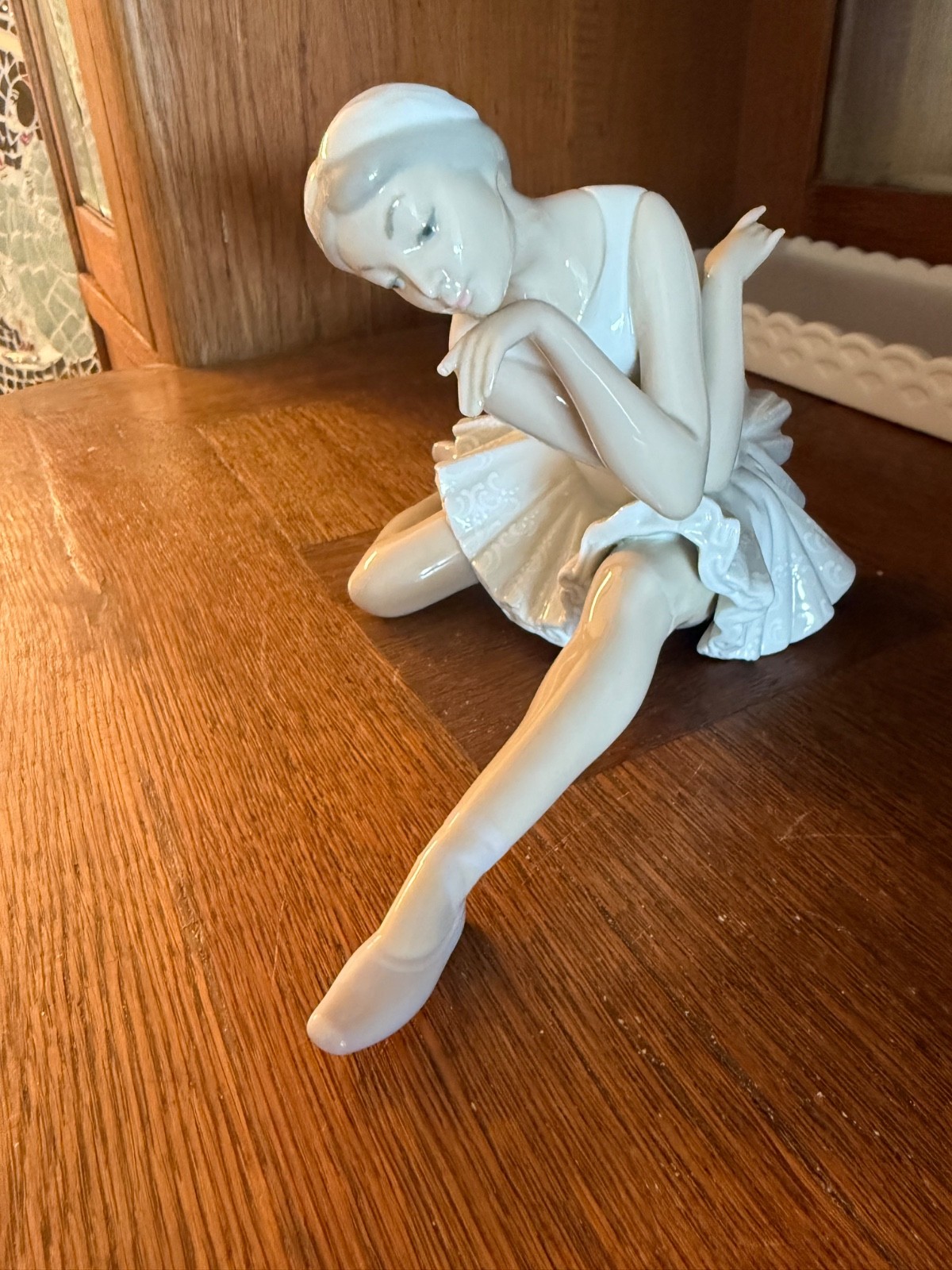 Vtg Lladro Rose Ballet Figurine 5919 Ballerina on The Floor Sitting 1991 A1H