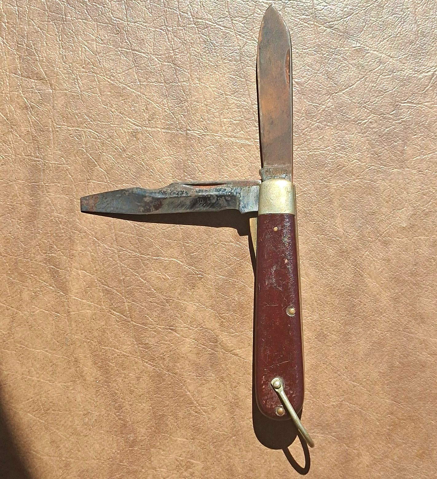 Vintage 60's early 70's CAMILLUS ELECTRICIANS UTILITY KNIFE.  KELCO SAFE WORKERS