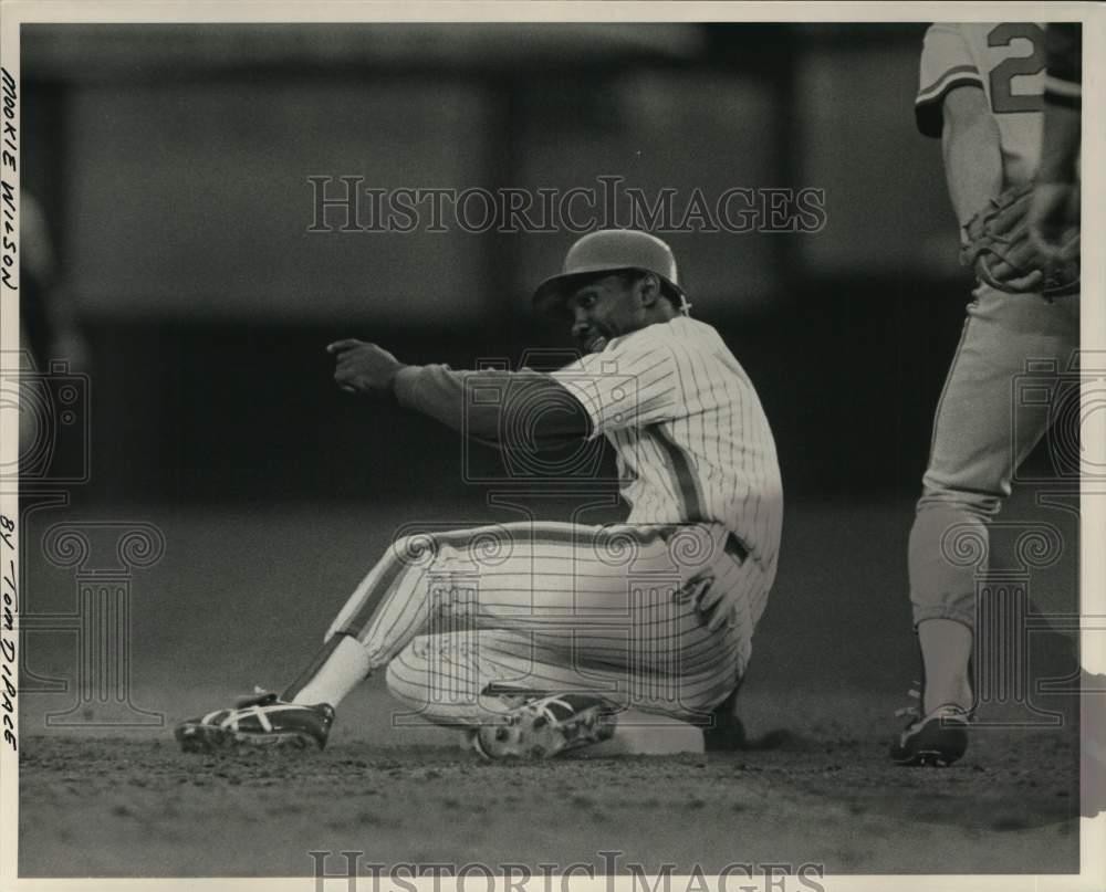 1988 Press Photo Mookie Wilson, New York Mets Outfielder - lrs16287 1988 Press Photo Mookie Wilson, New York Mets Outfielder - lrs16287
