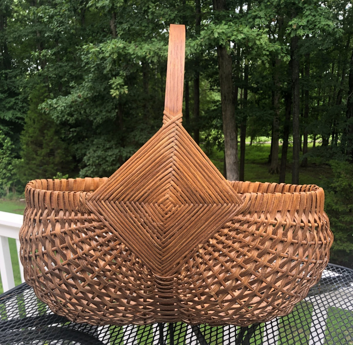 Extra Large Vintage Splint Appalachian Gathering Basket,