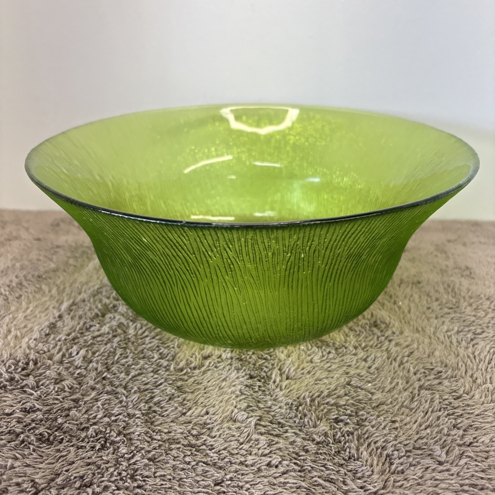Vintage Indiana Crystal Ice Textured Green Glass 10”  Bowl