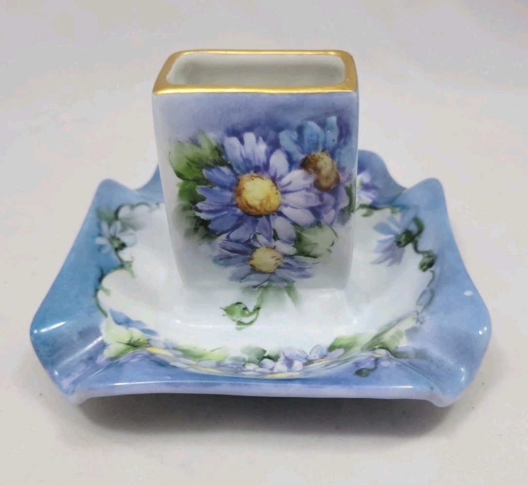 Antique T&V Limoges France Porcelain Matchbox Holder Ashtray Floral Gold Gilt Antique T&V Limoges France Porcelain Matchbox Holder Ashtray Floral Gold Gilt