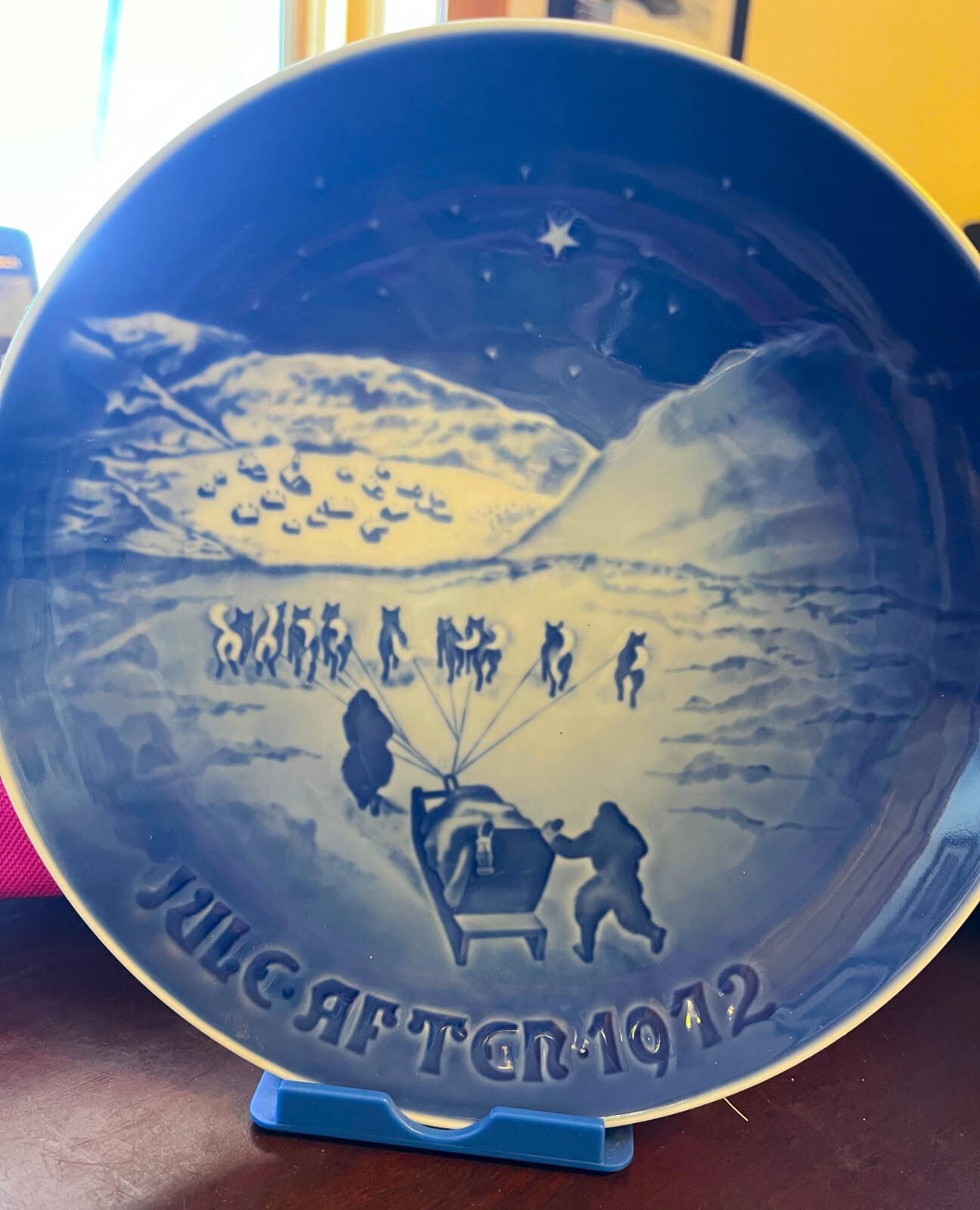 Royal Copenhagen 1972 B&G Plate Christmas in Greenland Jul i Grenland Dog Sled