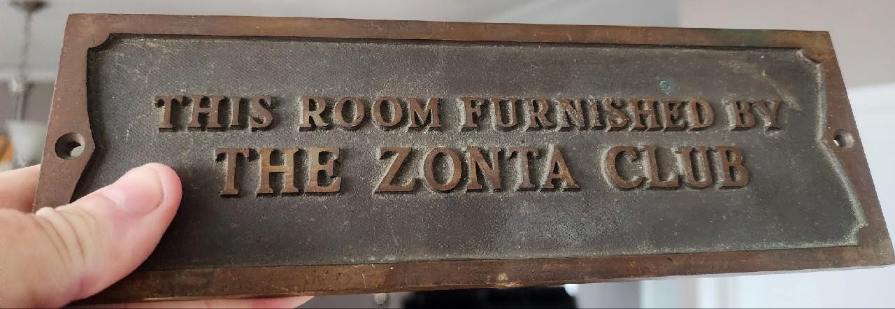 RARE VINTAGE ANTIQUE BRASS BRONZE THE ZONTO CLUB WOMANS RIGHTS FRATERNAL SIGN RARE VINTAGE ANTIQUE BRASS BRONZE THE ZONTO CLUB WOMANS RIGHTS FRATERNAL SIGN