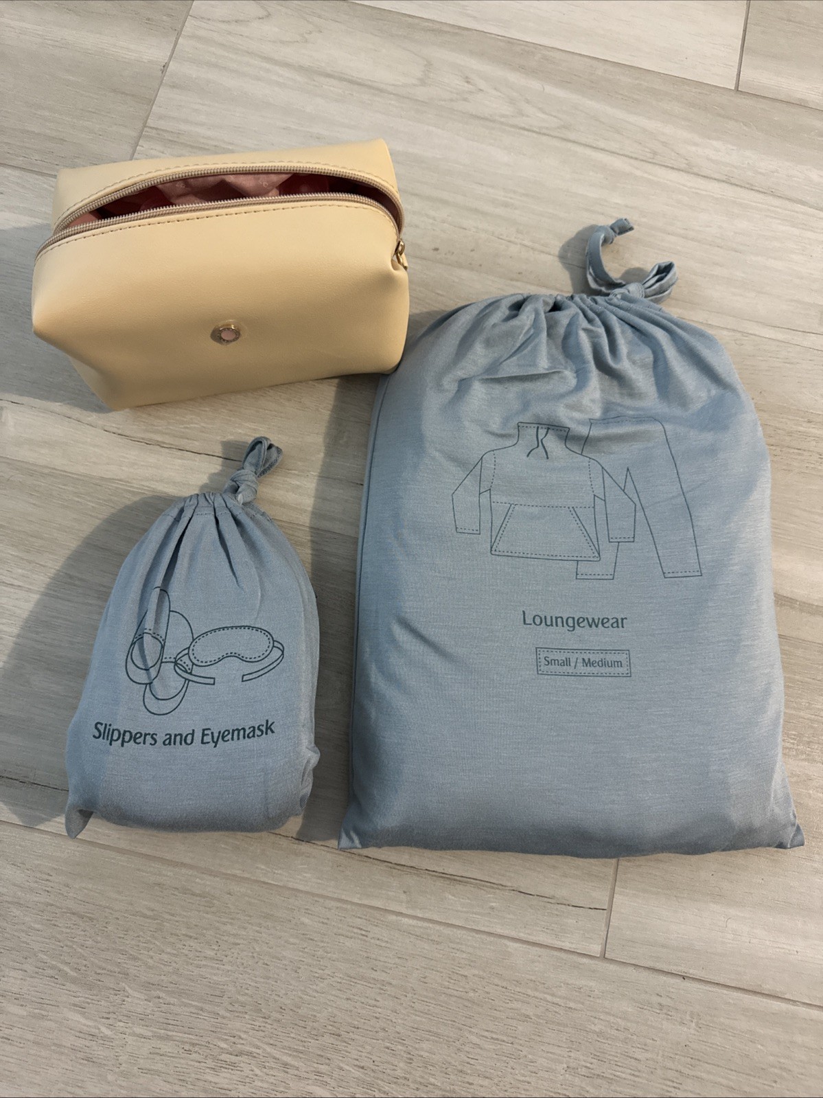 Emirates Business Class Amenity Kit And Pajamas