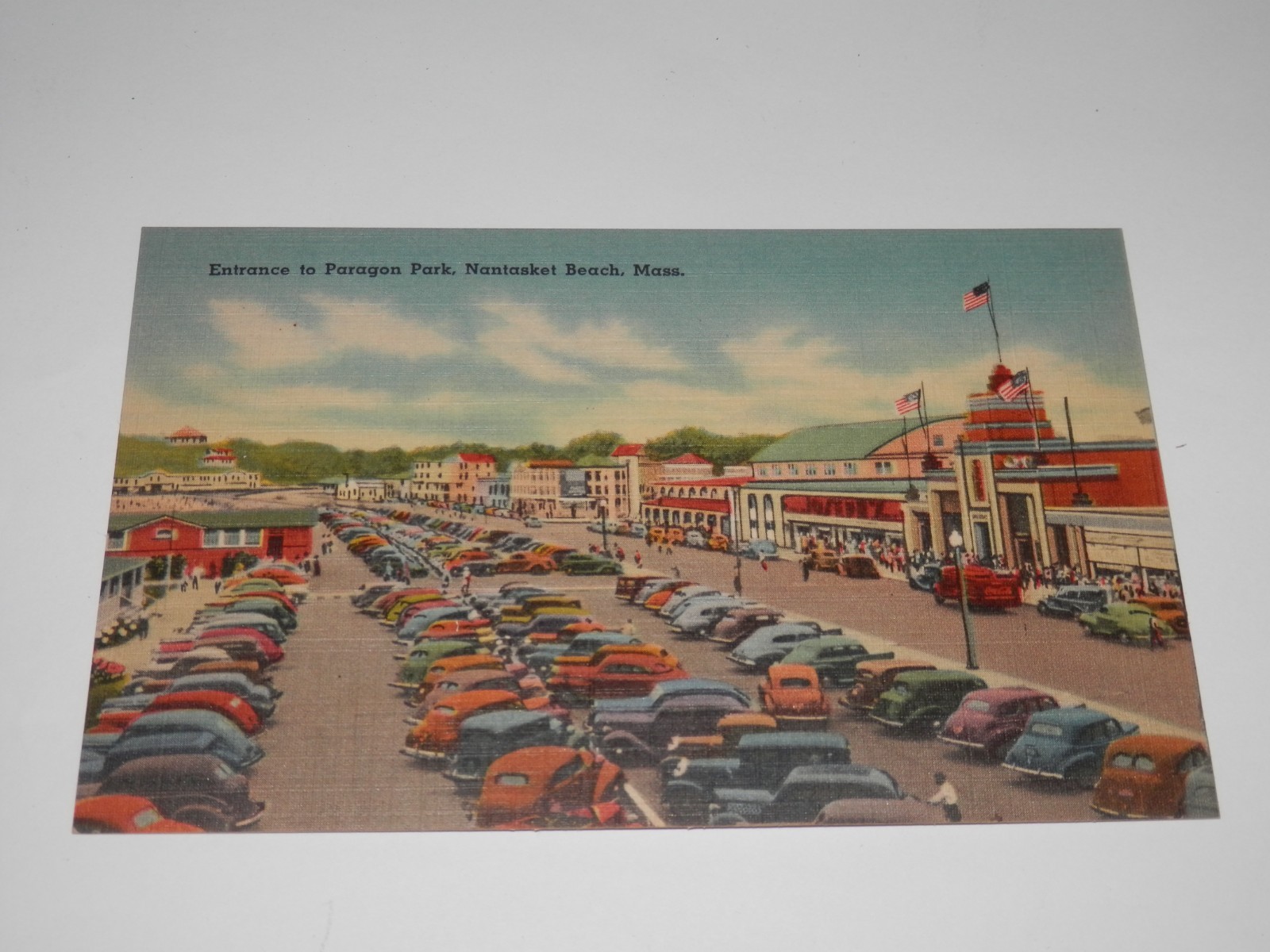 NANTASKET BEACH MA - 1940\'S POSTCARD - ENTRANCE to PARAGON PARK