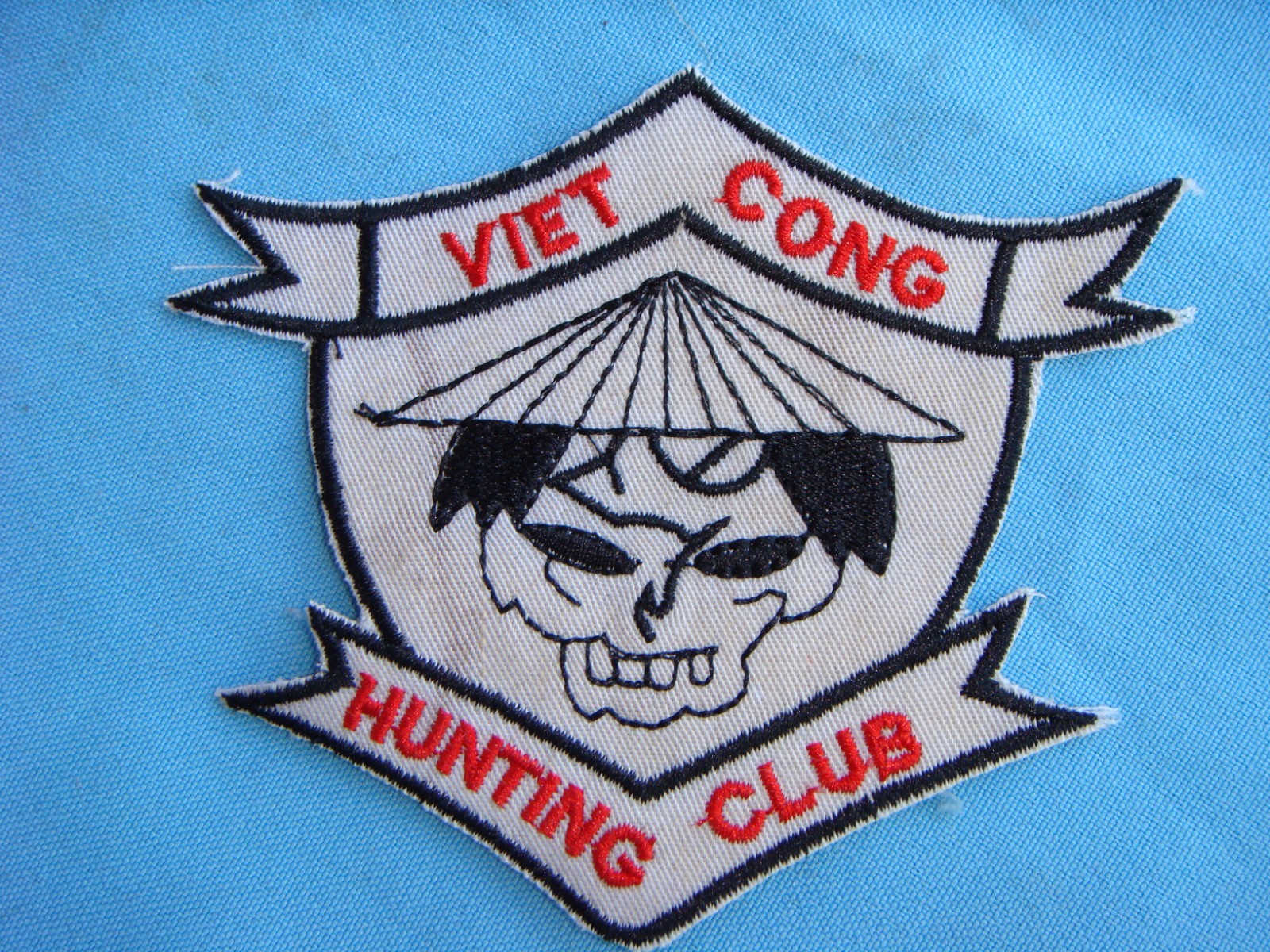 VIETNAM WAR PATCH, US VIET CONG HUNTING CLUB VIETNAM WAR PATCH, US VIET CONG HUNTING CLUB