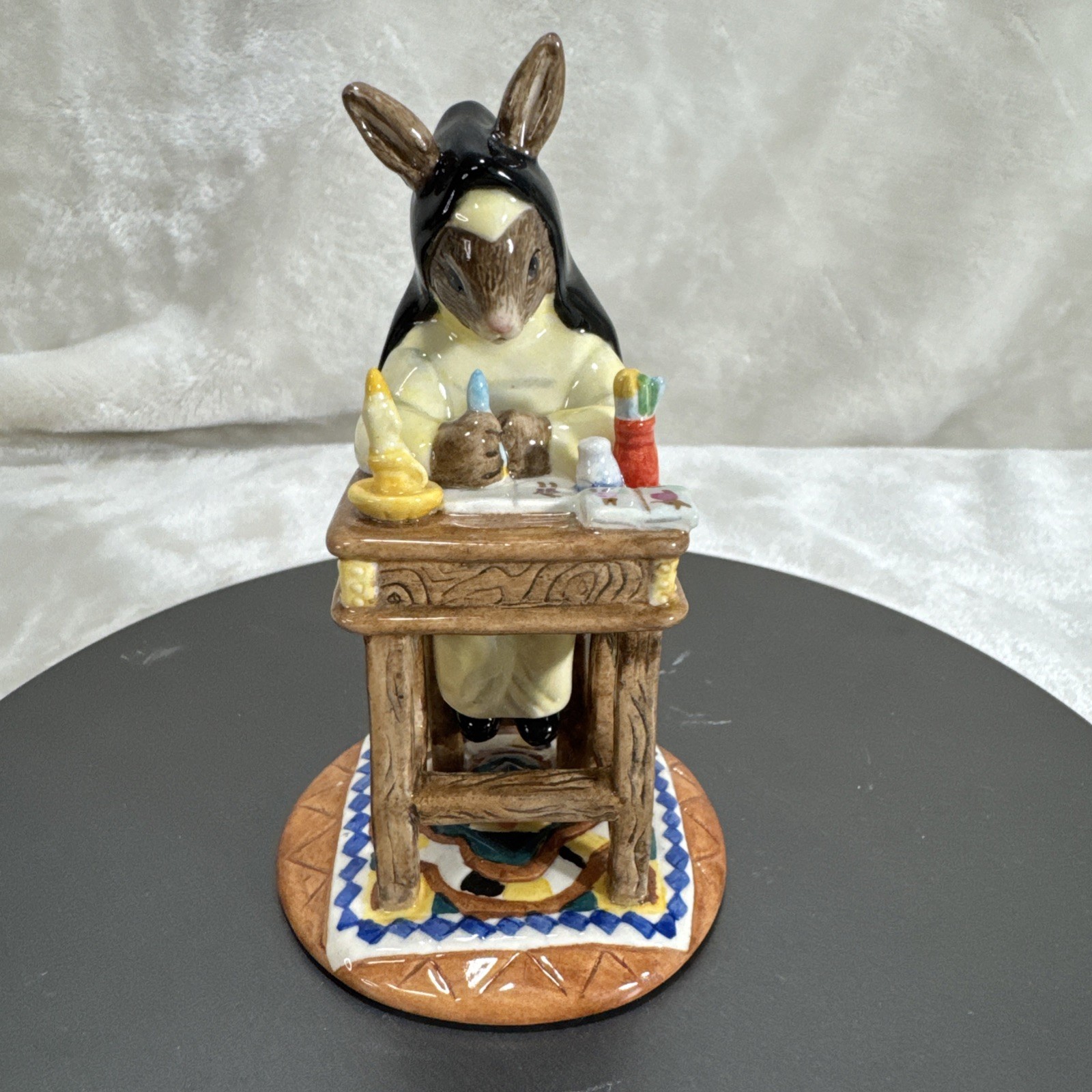 ROYAL DOULTON: Bunnykins \