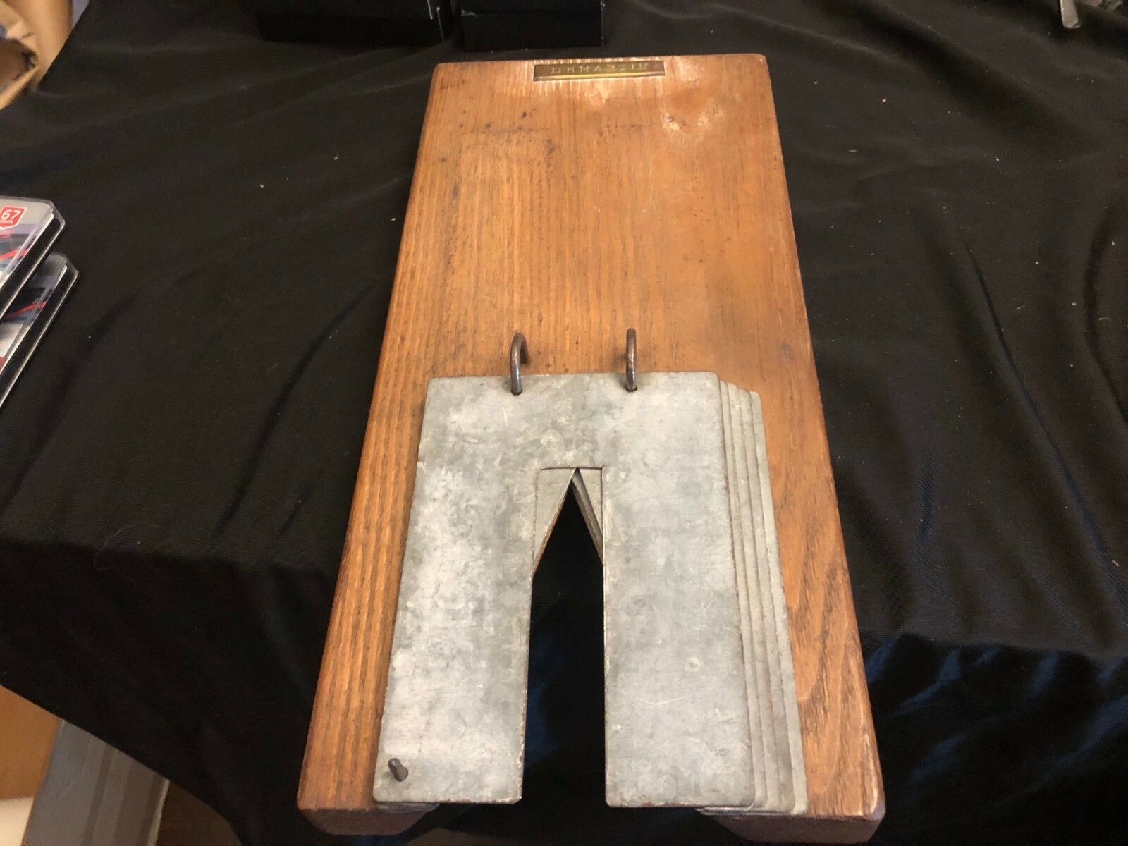 LABOR SAVING BANDAGE FOLDER WWII USED WOOD METAL MILITARY COLLECTIBLE