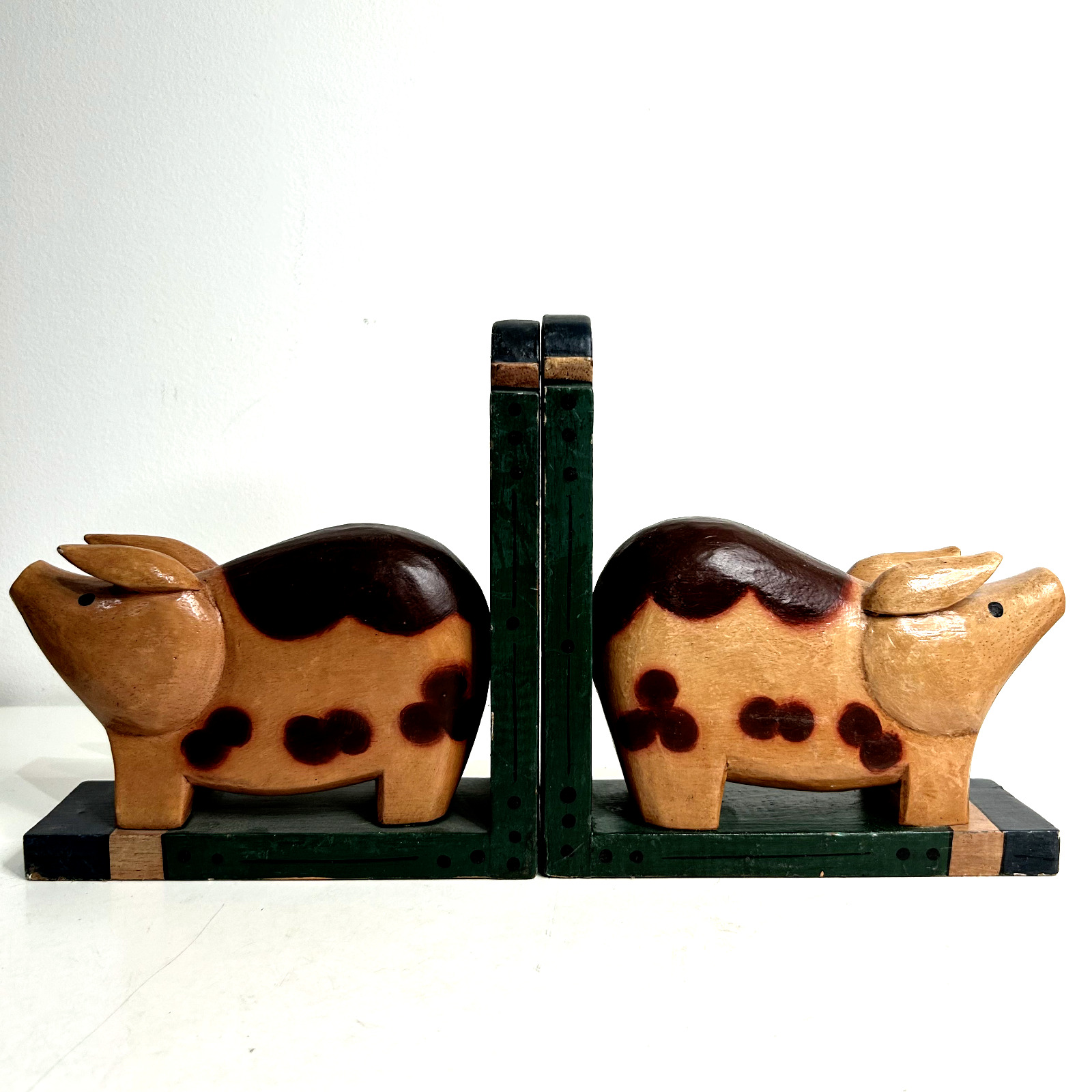 Vintage Hand Carved And Painted Rustic Pig Bookends