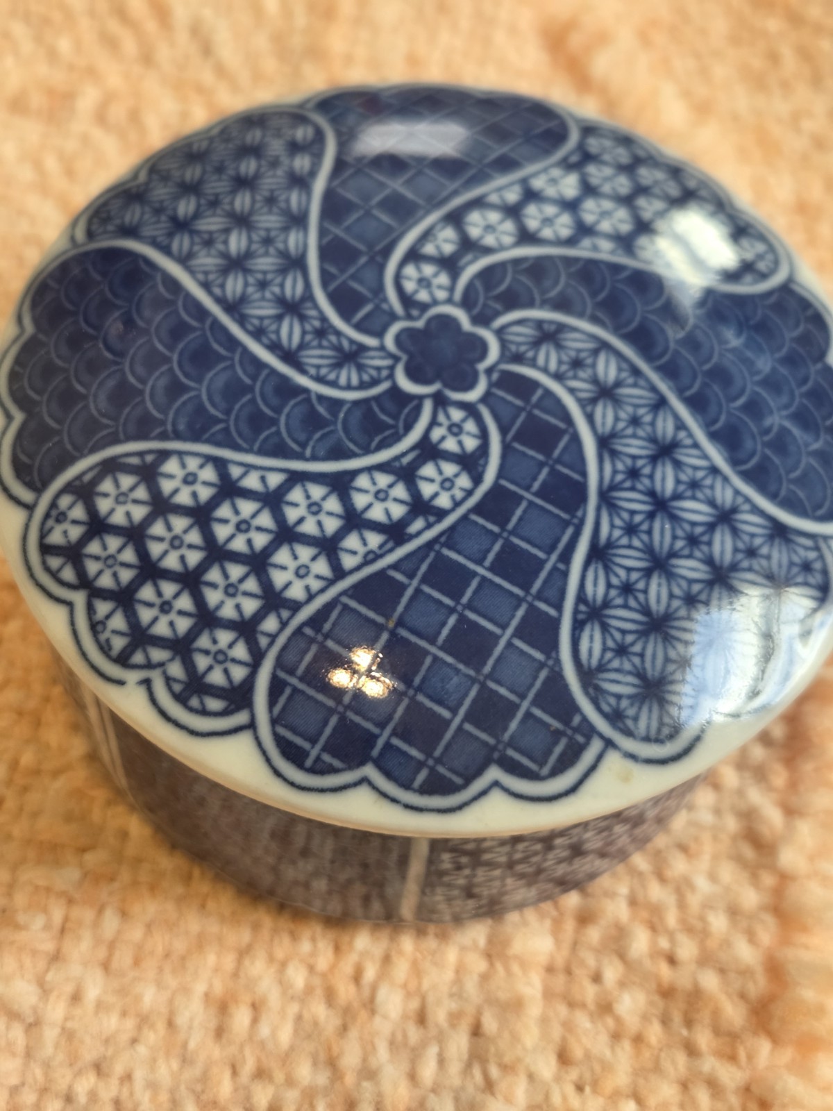 Japanese Porcelain Trinket Box Vintage 1970s Takahashi Sometsuke