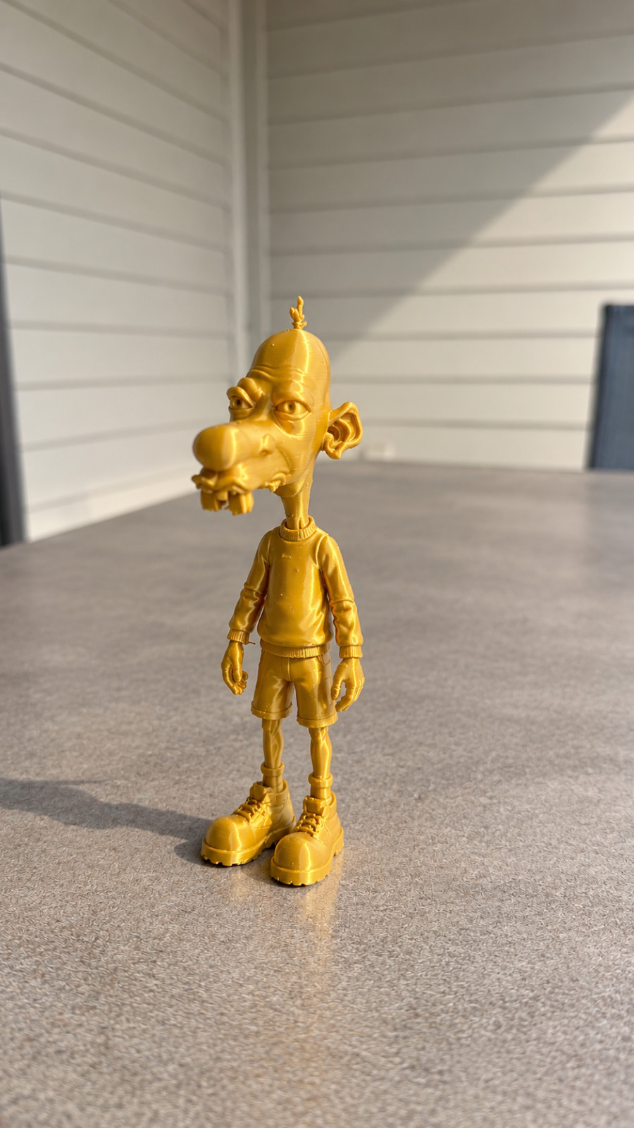 3D printed golden neegy statue 6 inch, iconic meme statue.