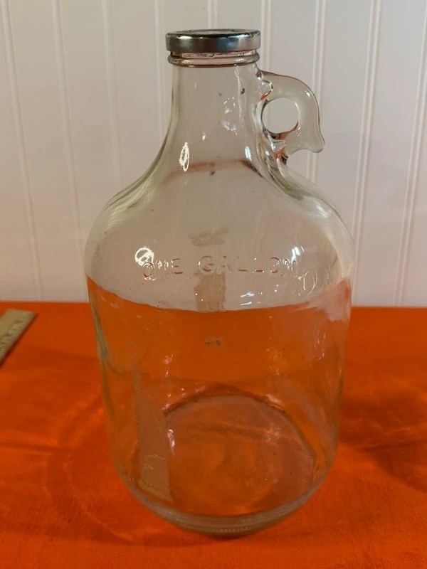 Vintage 1 Gallon Clear Glass Jug Bottle Finger Loop Handle Metal Screw Cap