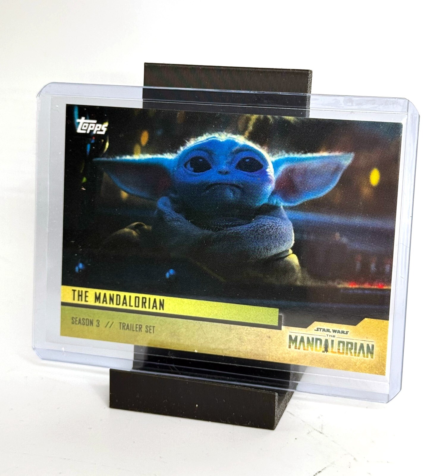 2020 Topps Star Wars The Mandalorian Season 3 Trailer Card #5 2020 Topps Star Wars The Mandalorian Season 3 Trailer Card #5