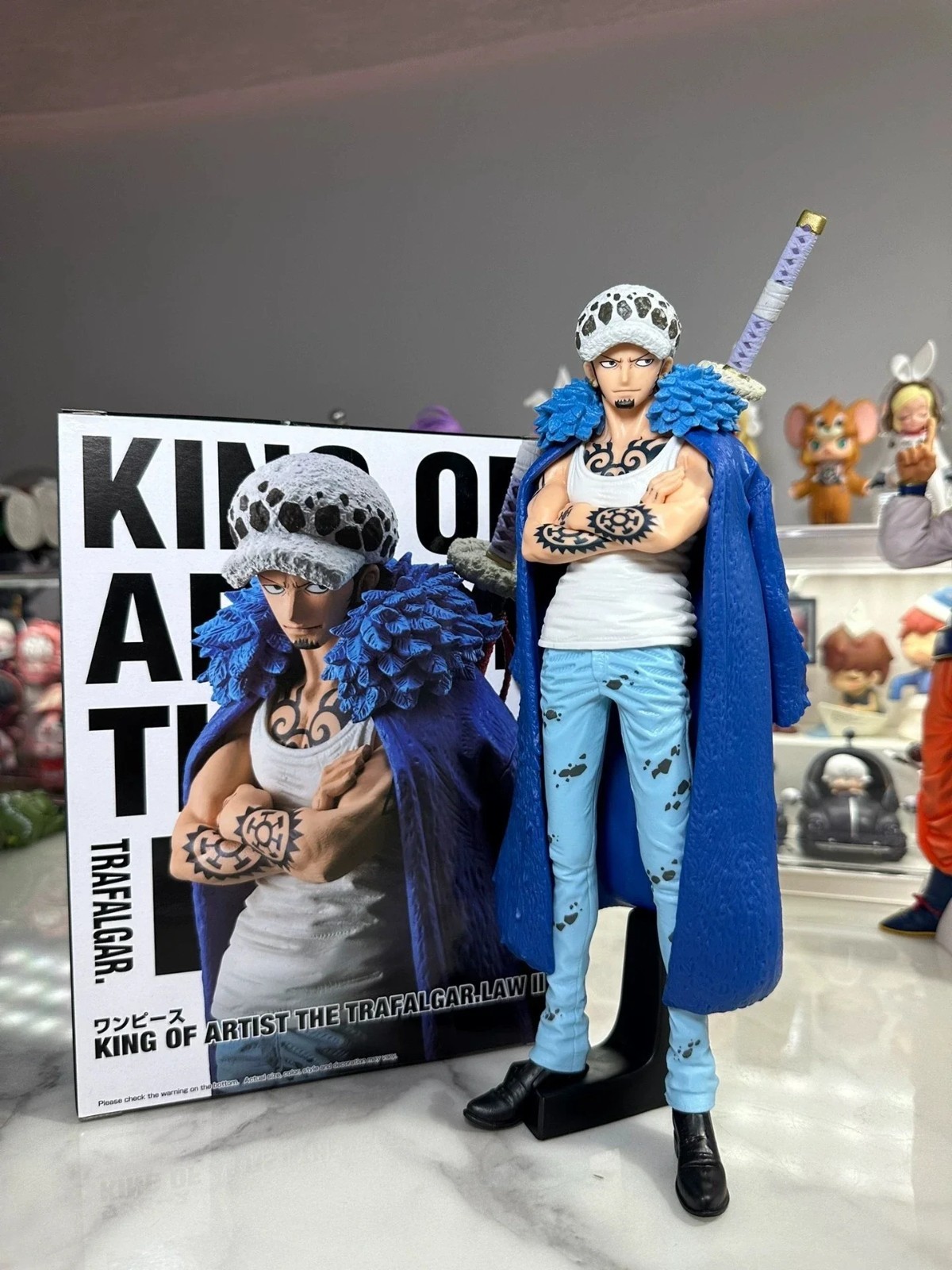 One Piece Trafalgar Law King of Artist Figure Banpresto Model Toy USA p