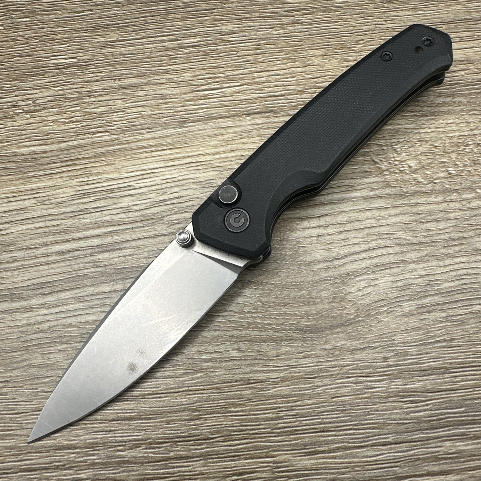 CIVIVI Altus C20076-1 Pocketknife Black G10 Button lock Nitro-V