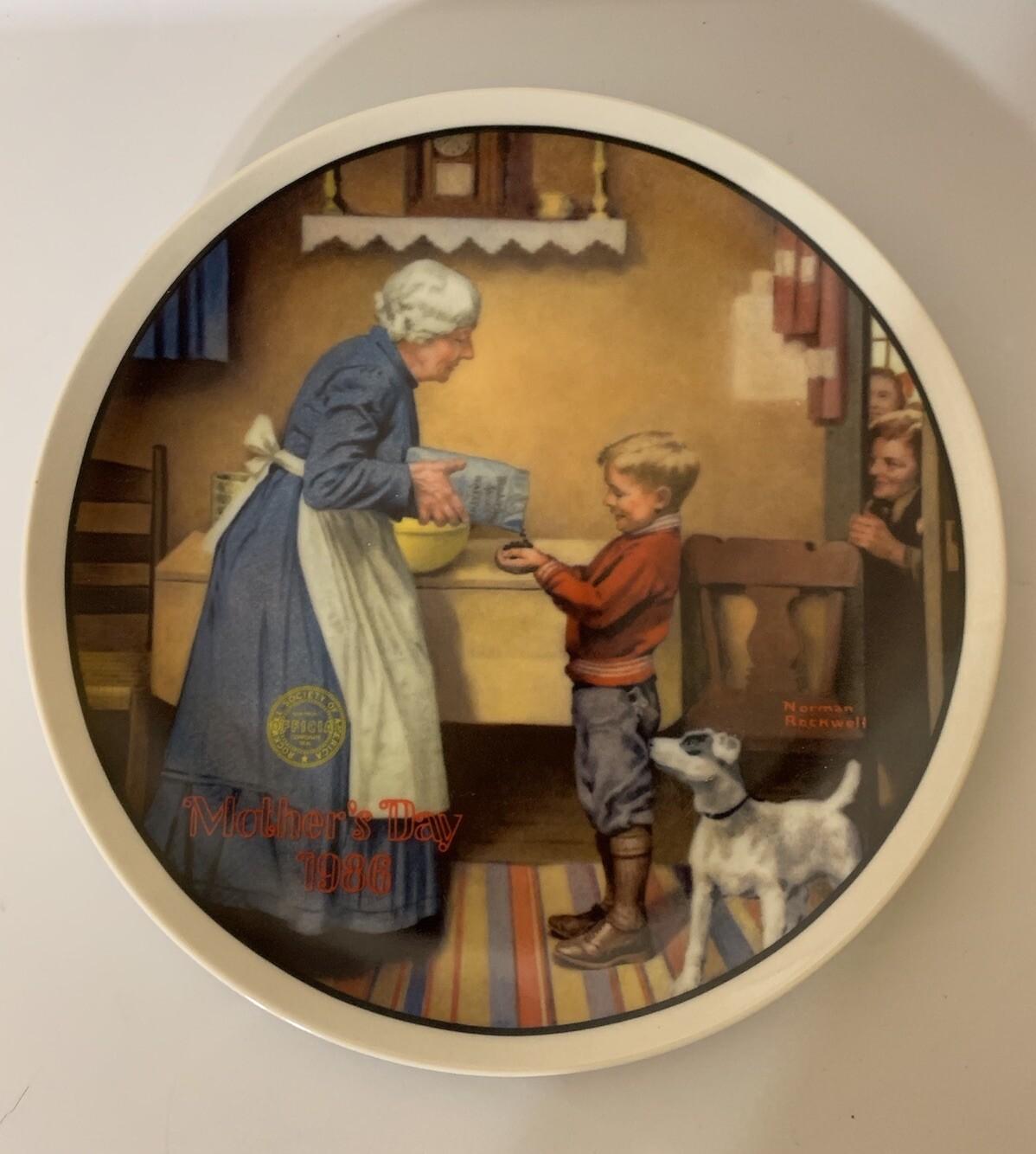 1986 edwin knowles plates The Pantry Raid plate #6777B Norman Rockwell