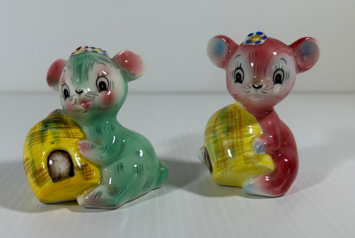 1950s PY Honey Bears Anthropomorphic Salt & Pepper Shakers W/Honey Pot  Japan 3\