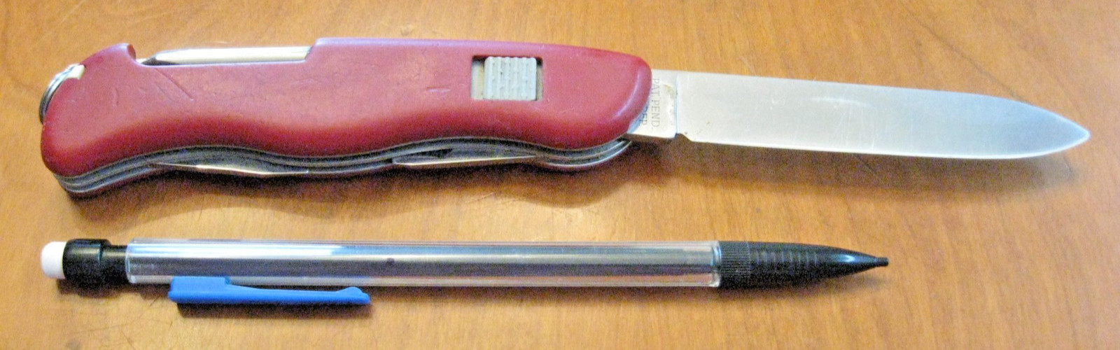 RARE Big 111mm 2 Layer VICTORlNOX LOCKING Swiss Army Folder Knife -very uncommon