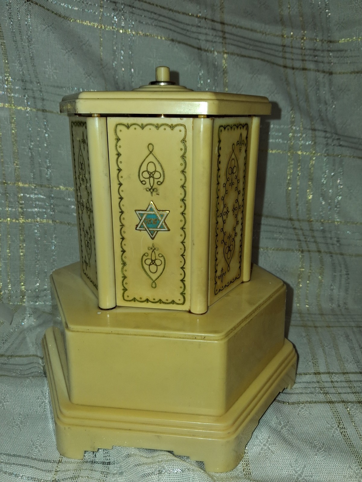Vintage Swiss Harmony Roundelay Musical Carousel Vintage Swiss Harmony Roundelay Musical Carousel