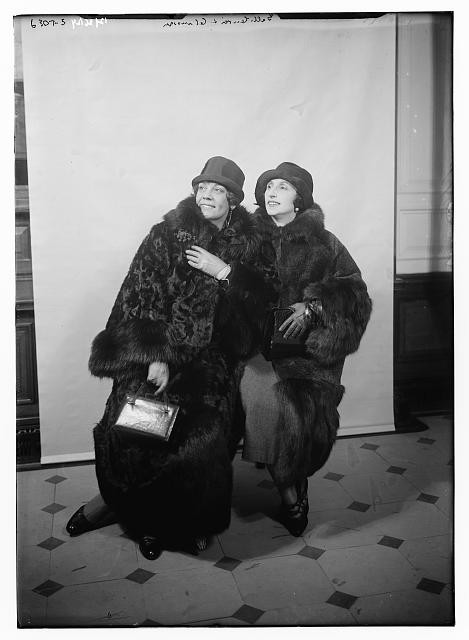 Photo:Julia Claussen Amelita Galli-Curci 1920s Opera Singers Fur Coats