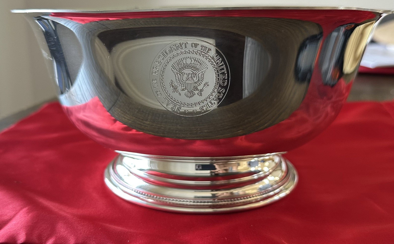 Rare Salisbury Pewter Revere Bowl w/ Presidential Seal & Trump Signature New