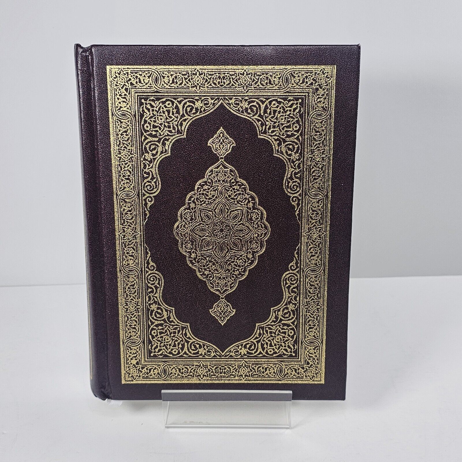 Quran Arabic Mushaf Script Hard Cover, Size 20X14.5CM 560gm