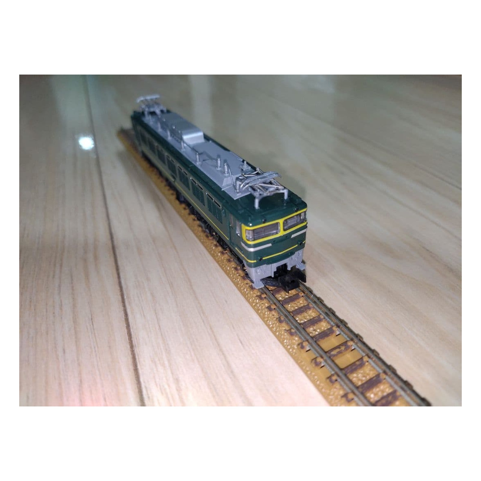 Kato N Scale ef81 Electric Locomotive Japan Gauge Zouketsu Sharyou Model Train Kato N Scale ef81 Electric Locomotive Japan Gauge Zouketsu Sharyou Model Train
